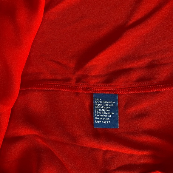 🌺APT. 9 TANGO RED LACE BELL SLEEVE TOP🌺 - Picture 4 of 4